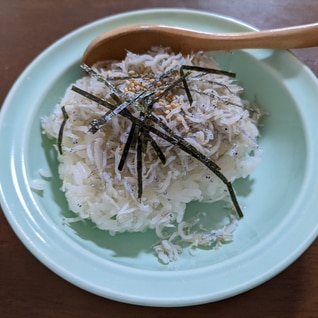 大好き!しらす丼